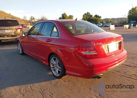 2013 Mercedes-Benz C 250 Sport from USA, damaged, VIN WDDGF4HB5DA795059